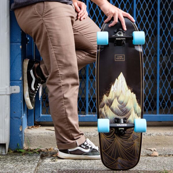 Tugboat Ultra Carve Light Peak
